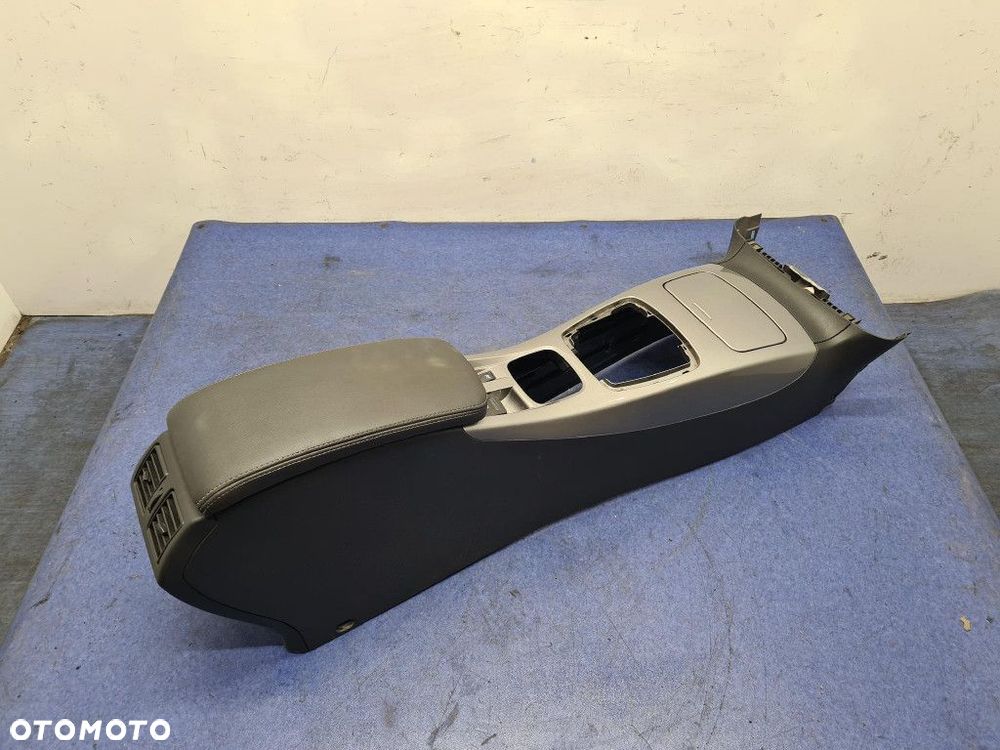 RENAULT LAGUNA III TUNEL ŚRODKOWY - 8