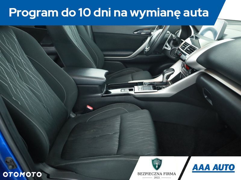 Mitsubishi Eclipse Cross - 9