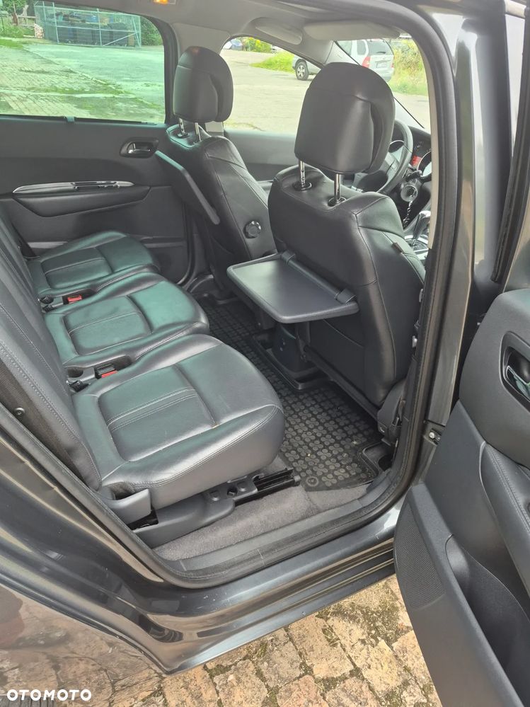 Peugeot 5008 1.6 HDi Premium - 12
