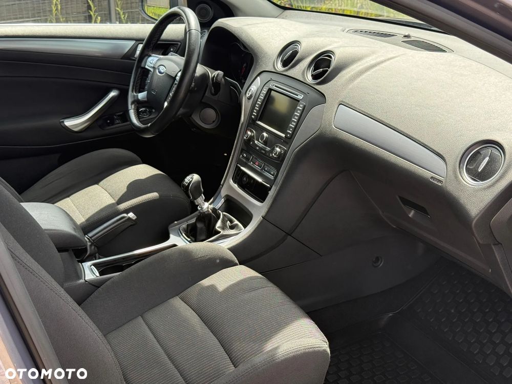 Ford Mondeo 2.0 TDCi Titanium - 8