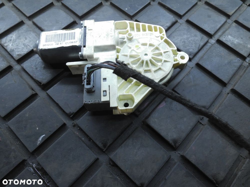 SILNICZEK SZYBY LEWY PRZOD RANGE ROVER SPORT L320 964200 RANGE - 1