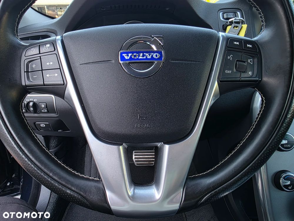 Volvo V70 D4 Geartronic Summum - 22