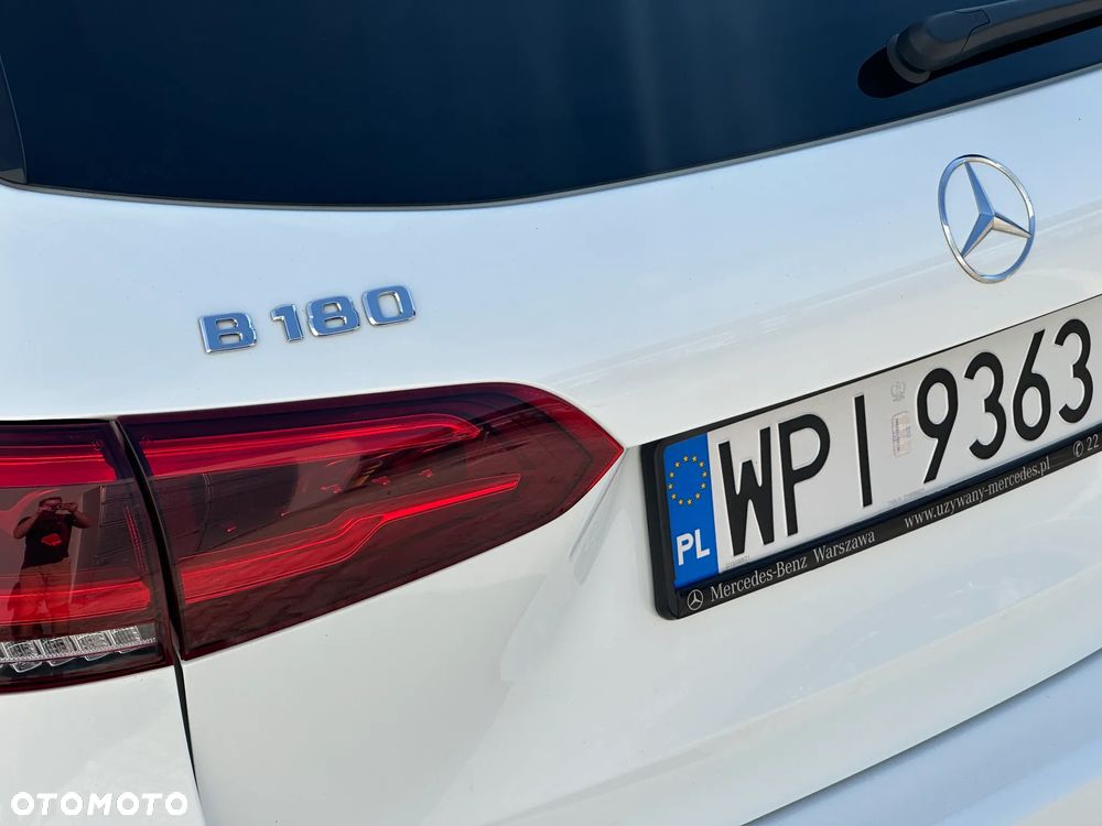 Mercedes-Benz Klasa B 180 Progressive 7G-DCT - 19