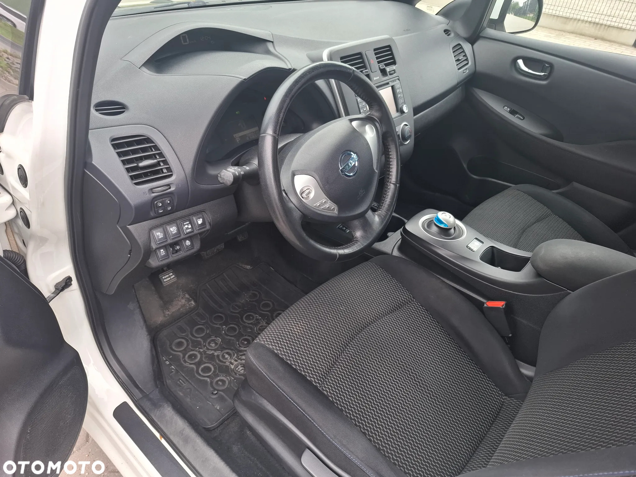 Nissan Leaf 24kWh Visia - 11
