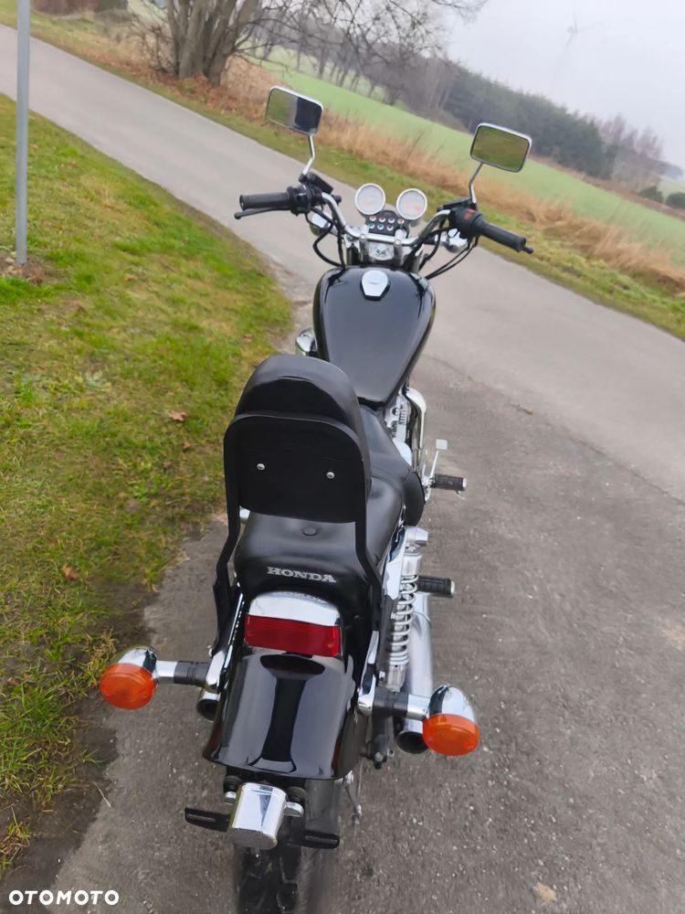Honda Shadow - 13
