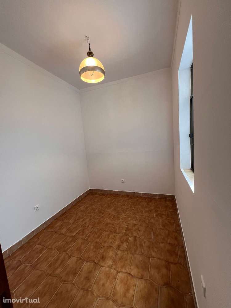 Apartamento T2 com terraço no Barreiro - Grande imagem: 5/12