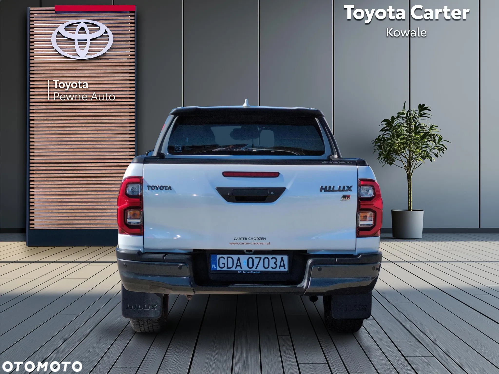 Toyota Hilux 2.8 D-4D Double Cab GR Sport 4x4 - 5
