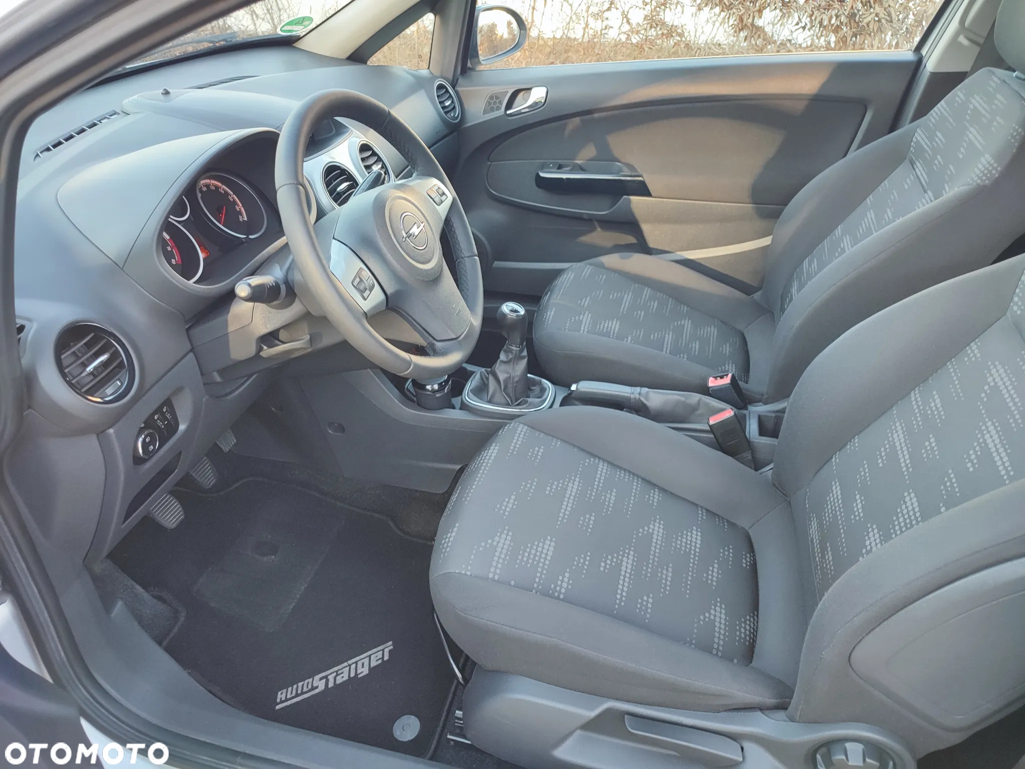 Opel Corsa 1.4 16V EcoFLEX Start-Stop Satellite - 23