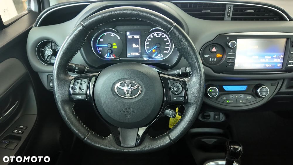 Toyota Yaris 1.5 VVT-i Style Selection - 26
