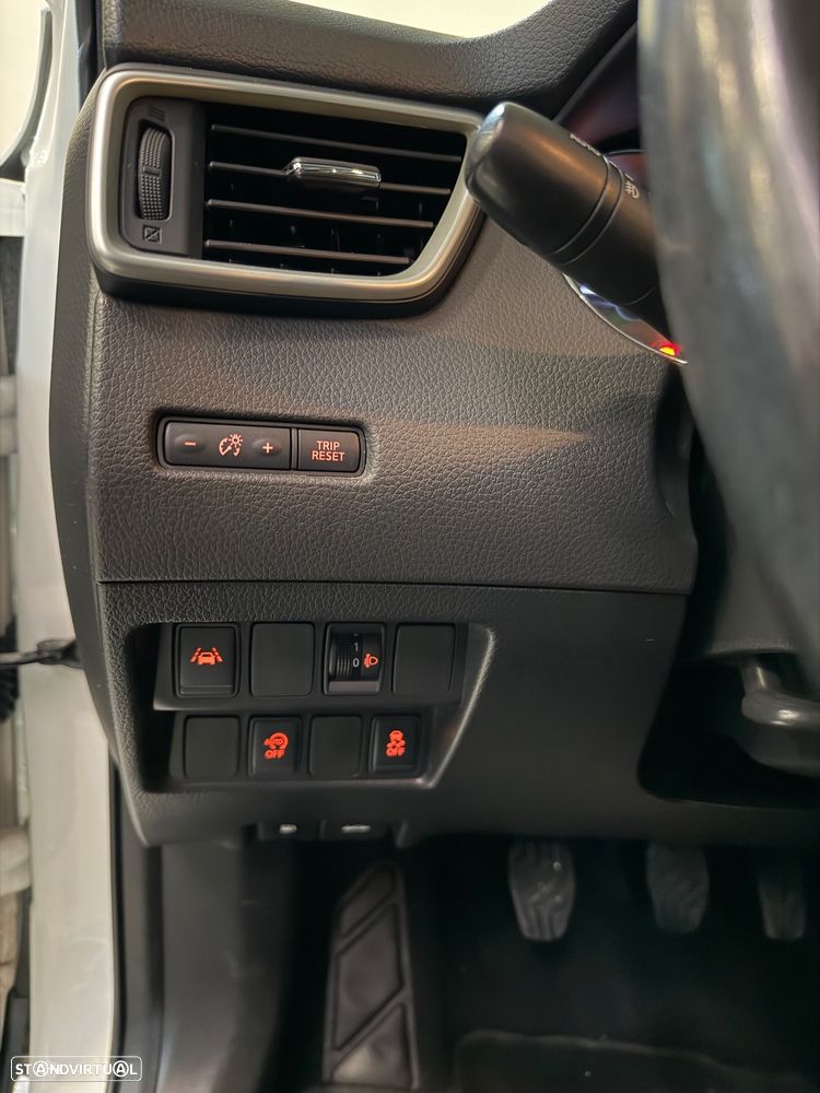 Nissan Qashqai 1.5 dCi N-Connecta 18 RS - 12