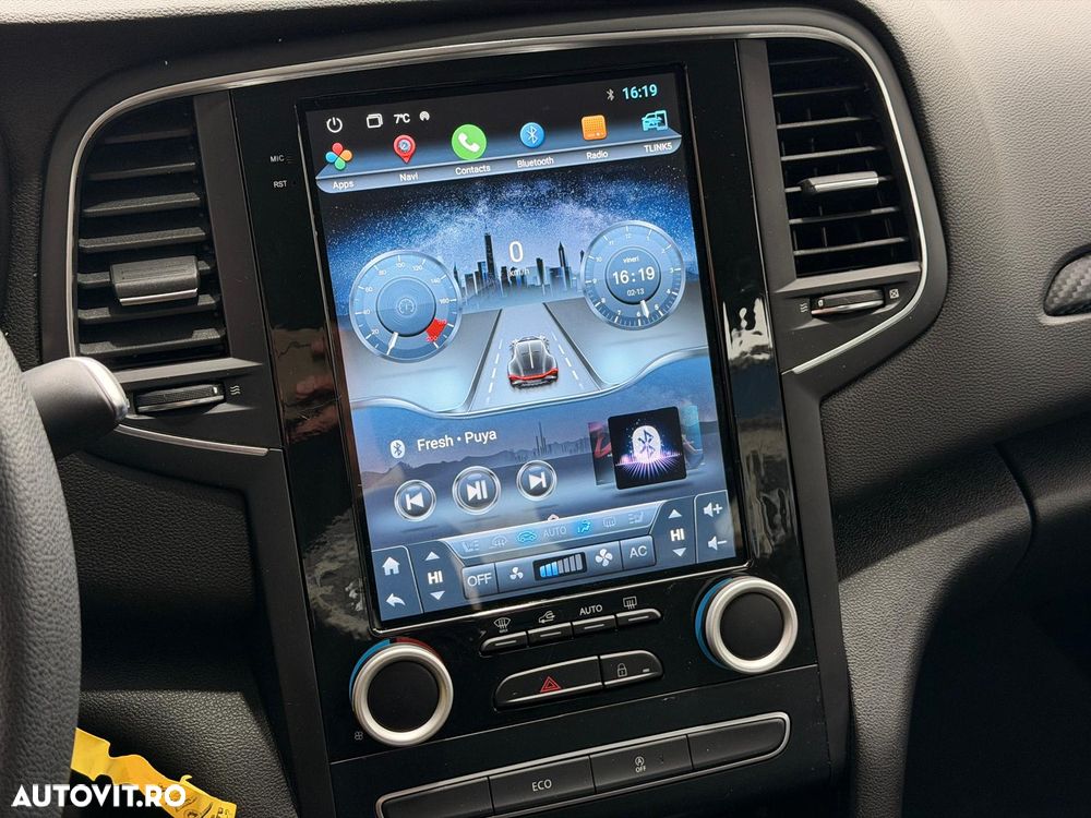 Renault Megane TCe Business - 23