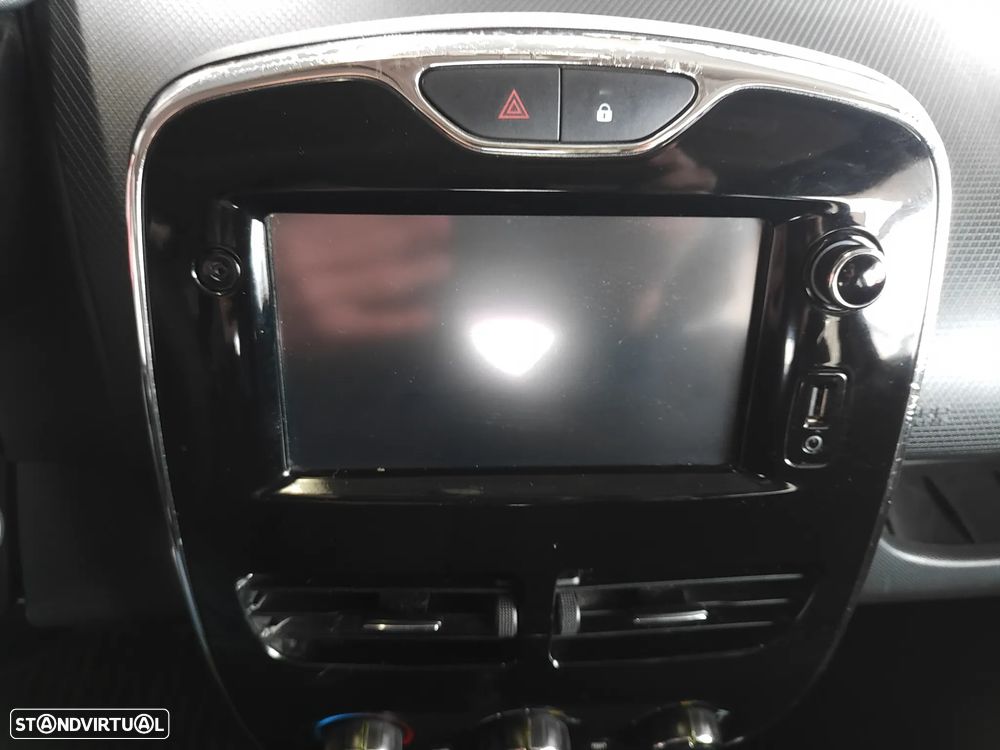 Renault Clio 0.9 TCE Confort - 23