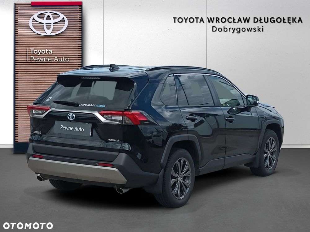 Toyota RAV4 - 6