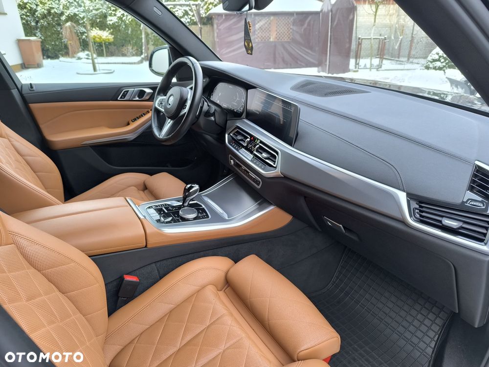 BMW X5 xDrive40i - 19