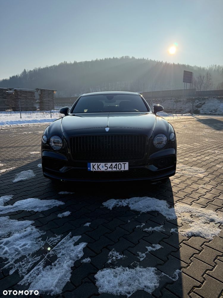 Bentley Flying Spur - 2