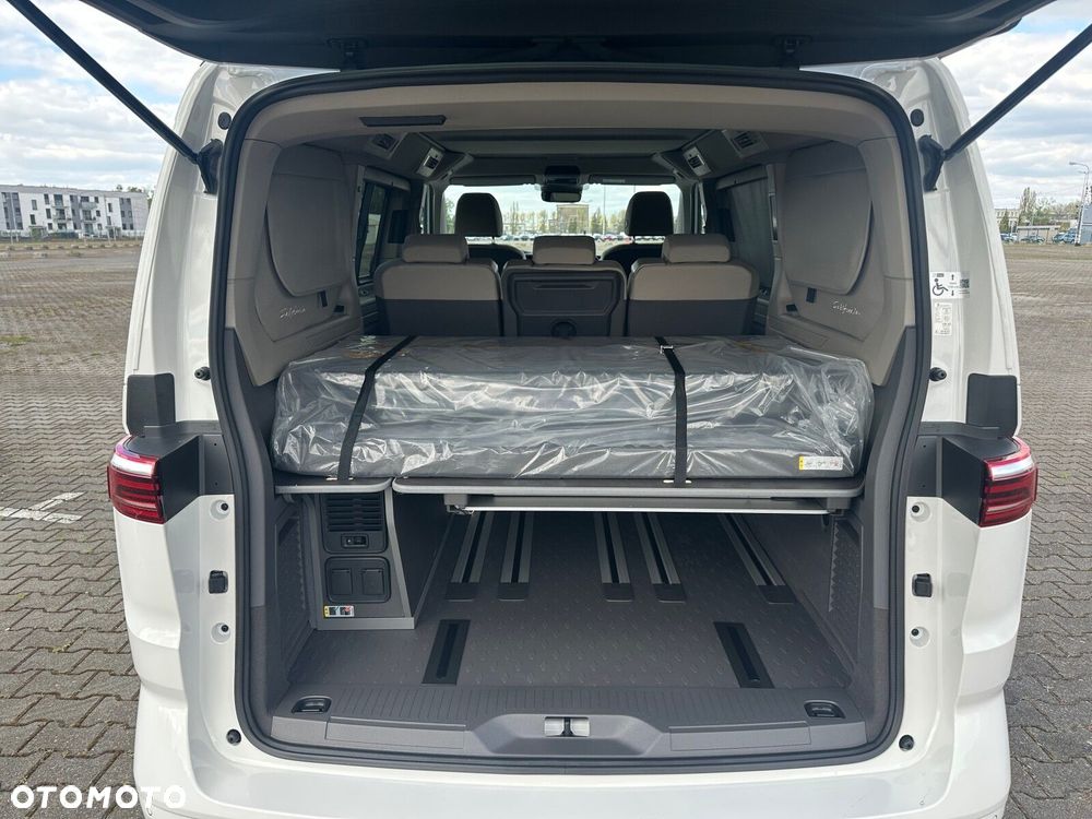 Volkswagen california Nowa California Beach silnik: 2,0 l TSI OPF 204 KM / skrzynia biegów: 7-biegowa DSG rozstaw osi: 3124 mm - 27