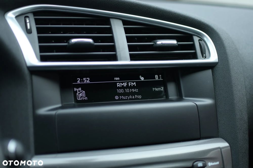 Citroën C4 1.6 HDi Impress - 16