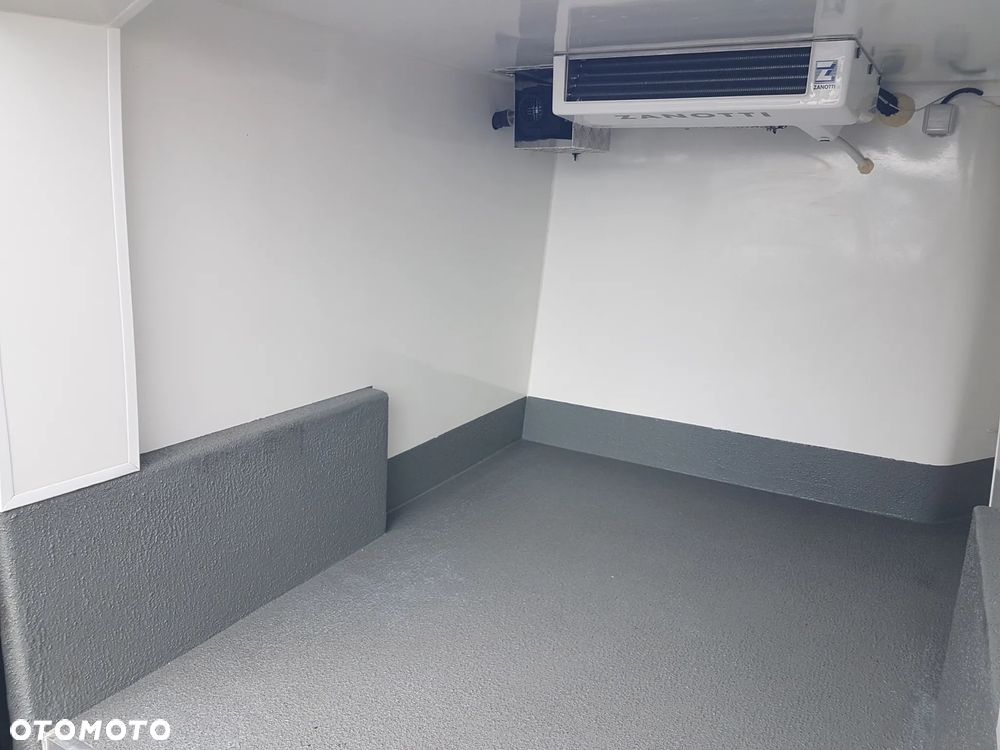 Fiat DOBLO MAXI CHŁODNIA MROŹNIA IZOTERMA GRZANIE AGREGAT ZANOTTI DŁUGI L2H1 TEMPOMAT AC - 19