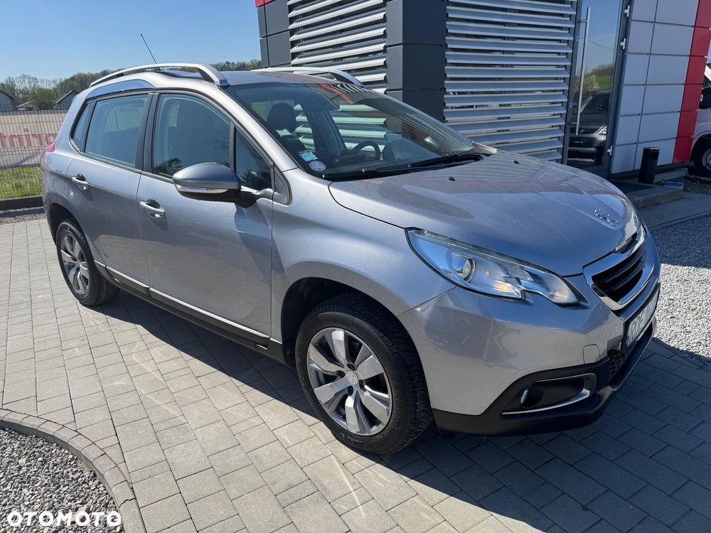 Peugeot 2008 1.2 Pure Tech Style - 2