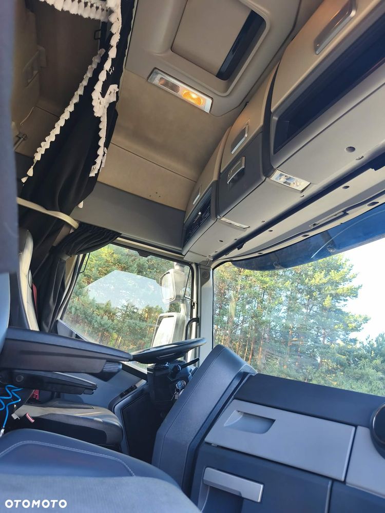 Renault Gama T 460 2014r Standard Nowe Opony mały przebieg - 16