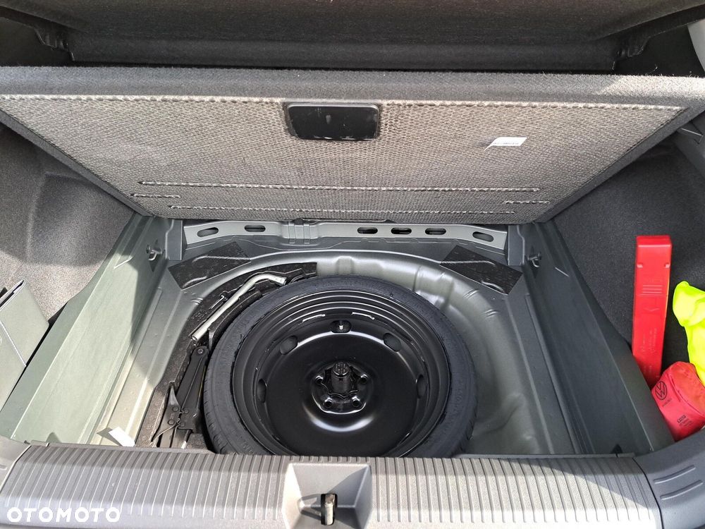 Volkswagen T-Roc 1.5 eTSI Life DSG - 11