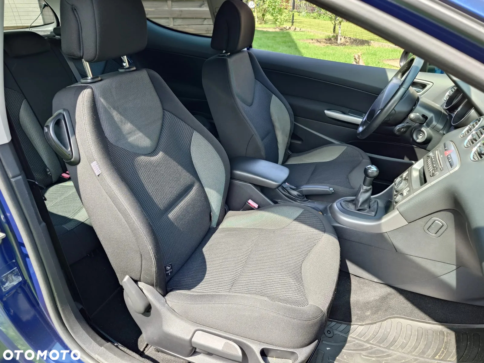 Peugeot 308 - 8
