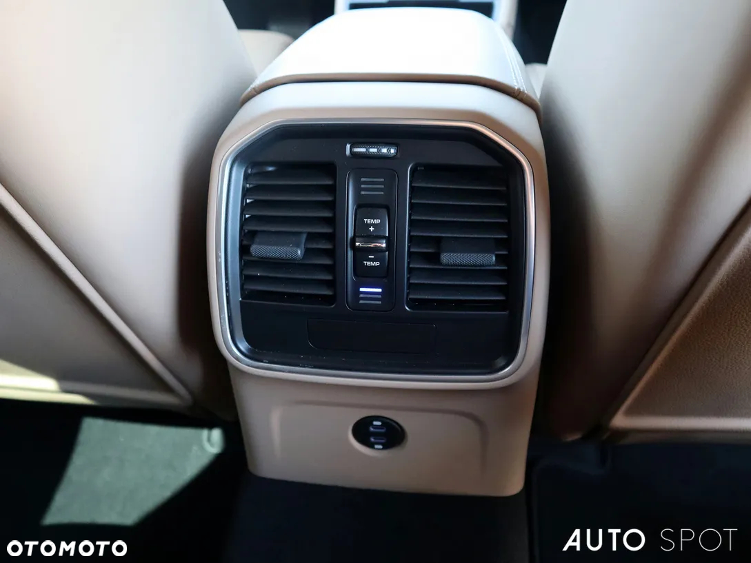 Porsche Macan Standard - 38