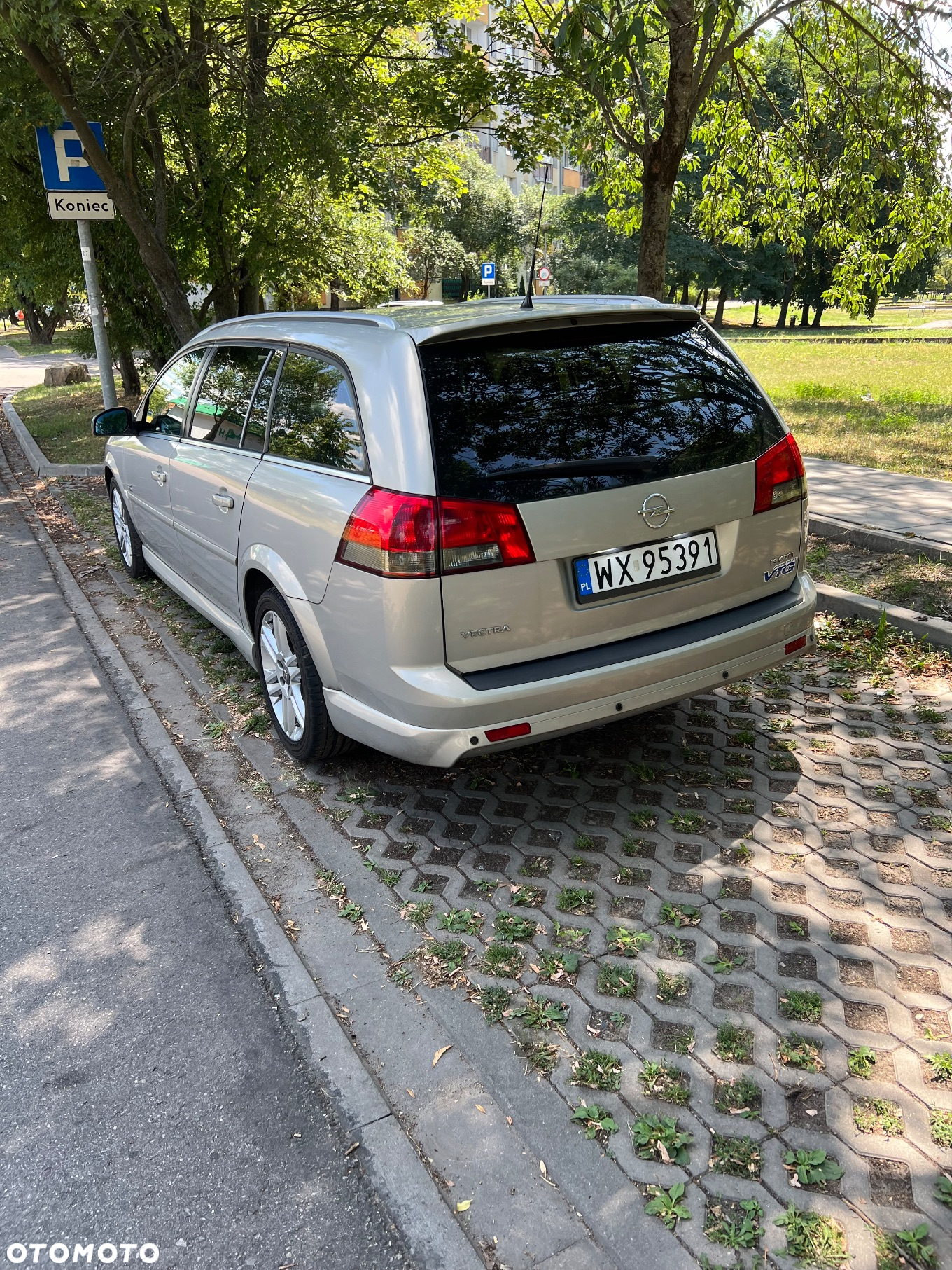 Opel Vectra 1.9 CDTI Cosmo - 7