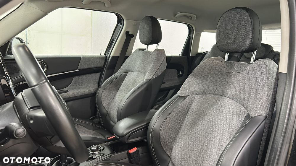 MINI Countryman Cooper Classic Trim - 17