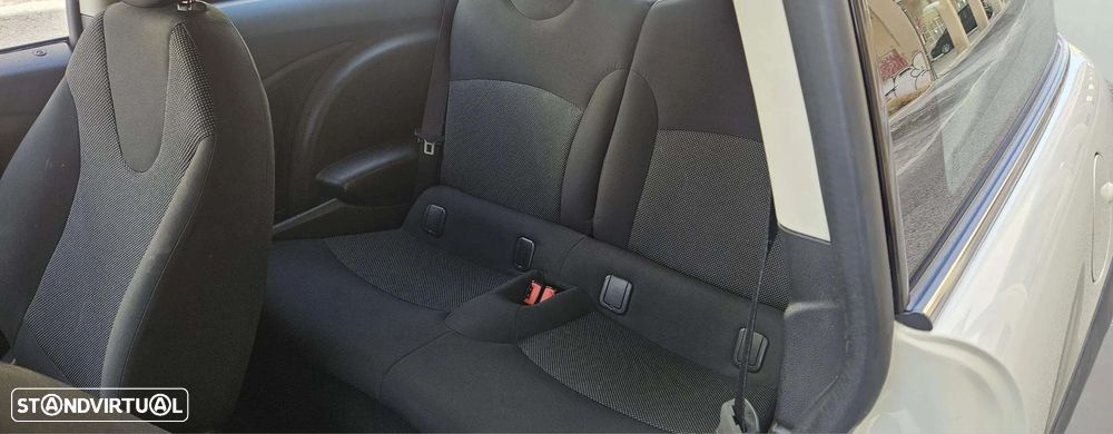 MINI 3 Portas One 1.6 - 12