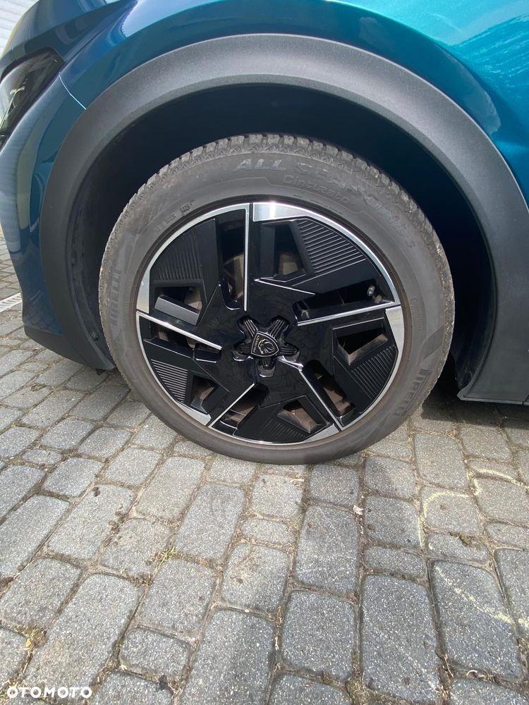 Peugeot 408 225 e-EAT8 GT - 15