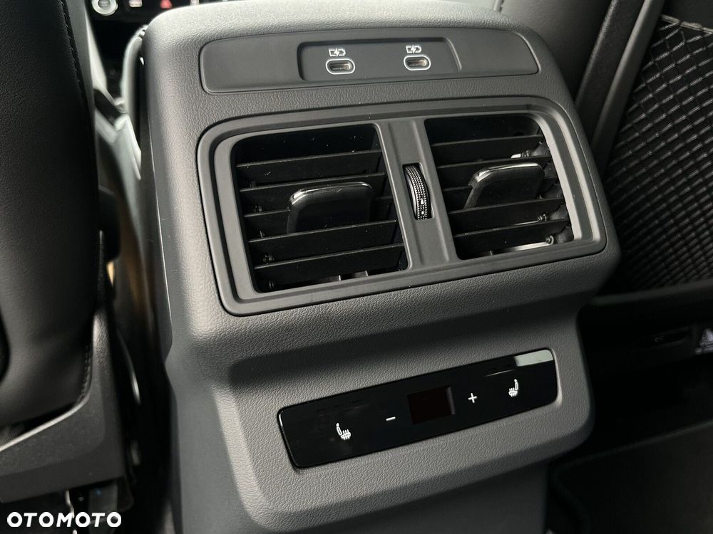 Audi Q5 Sportback - 20