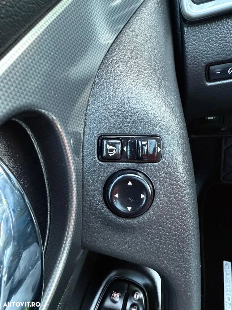 Nissan Qashqai 1.5 DCI TEKNA - 31