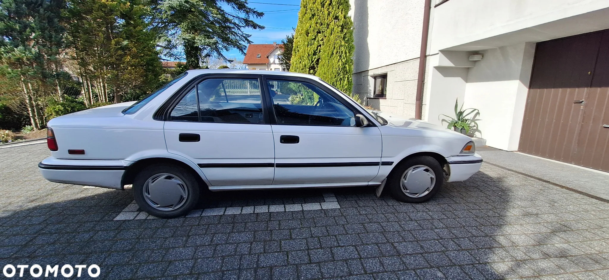 Toyota Corolla - 11
