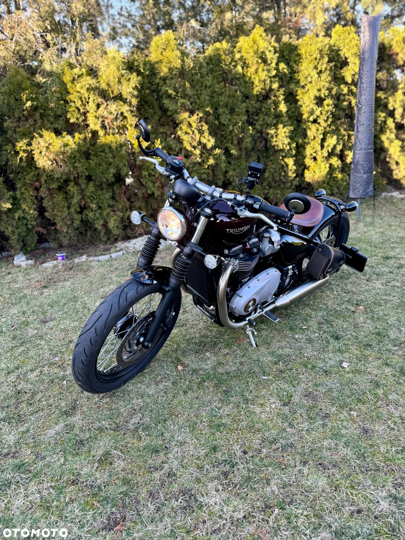 Triumph Bonneville Bobber - 7