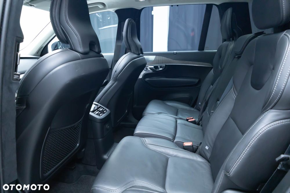 Volvo XC 90 T8 AWD Recharge Ultimate Bright - 32