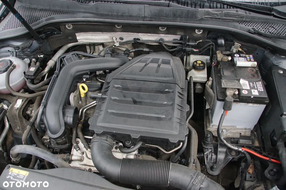 Auto na części - Volkswagen Golf VII Lift 1.0 TSI 115 KM DKRF UDM LB7W 2020R Silnik Skrzynia Drzwi Błotnik Zderzak Klapa Lampa Lusterko Klamka Szyba Deska Kokpit Sterownik Moduł Czujnik Licznik Wyświetlacz Panel Kierownica - 20