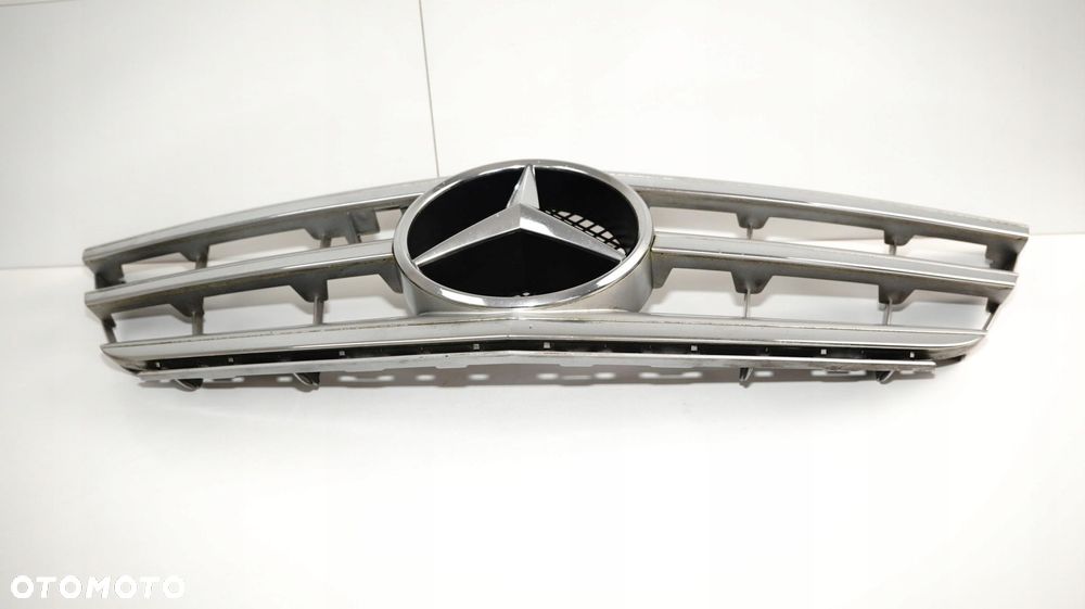 GRILL ATRAPA ZDERZAKA MERCEDES W207 COUPE 09-17R - 5