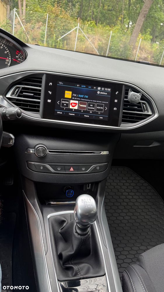 Peugeot 308 1.2 PureTech Allure S&S - 10