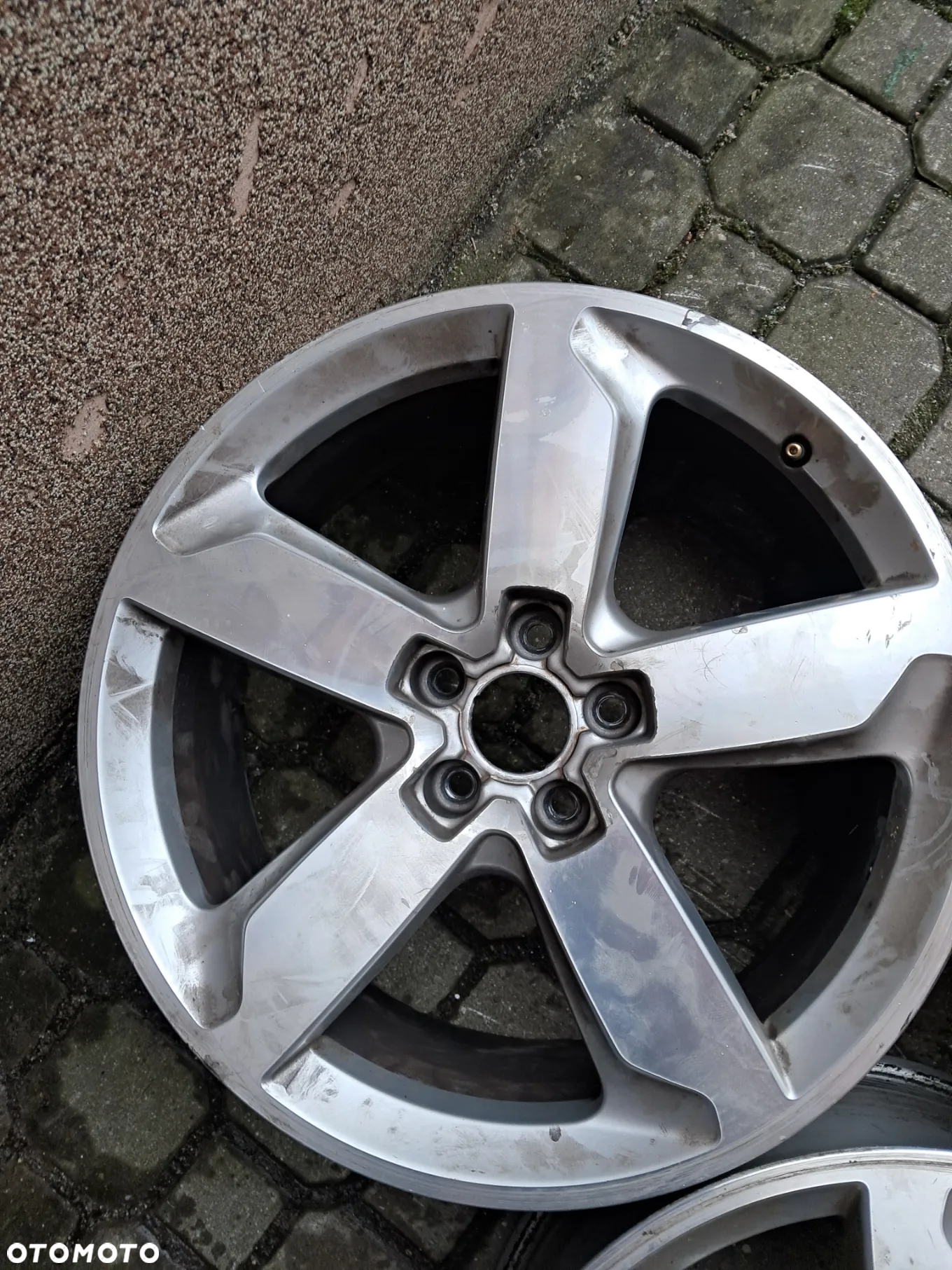 Felga aluminiowa Audi Q5 SQ5 8R0 8.0" x 19" 5x112 ET 39 - 6