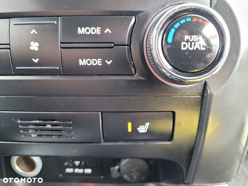 Kia Sorento - 28