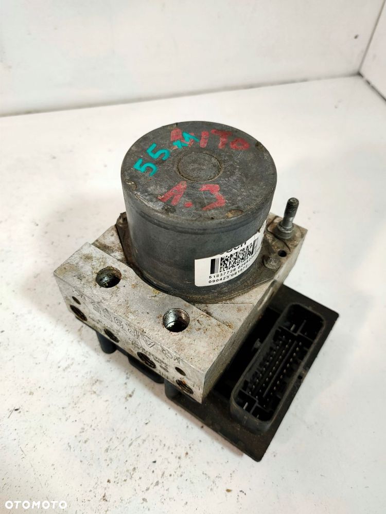 alfa romeo mito pompa hamulcowa abs esp 51837728 - 1