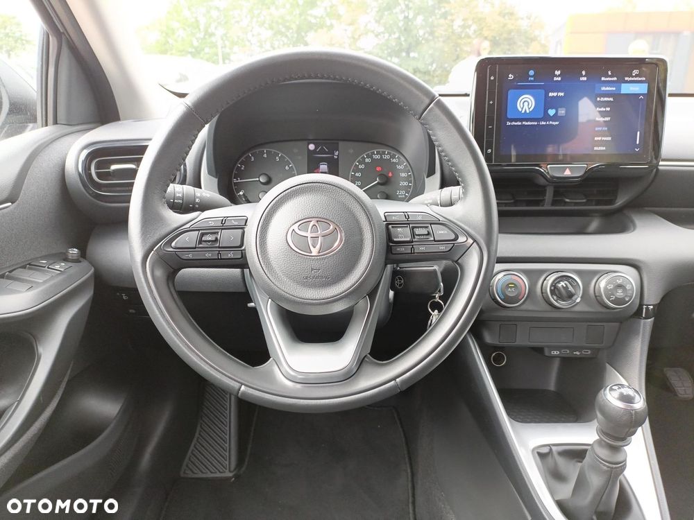 Toyota Yaris 1.5 Comfort - 11