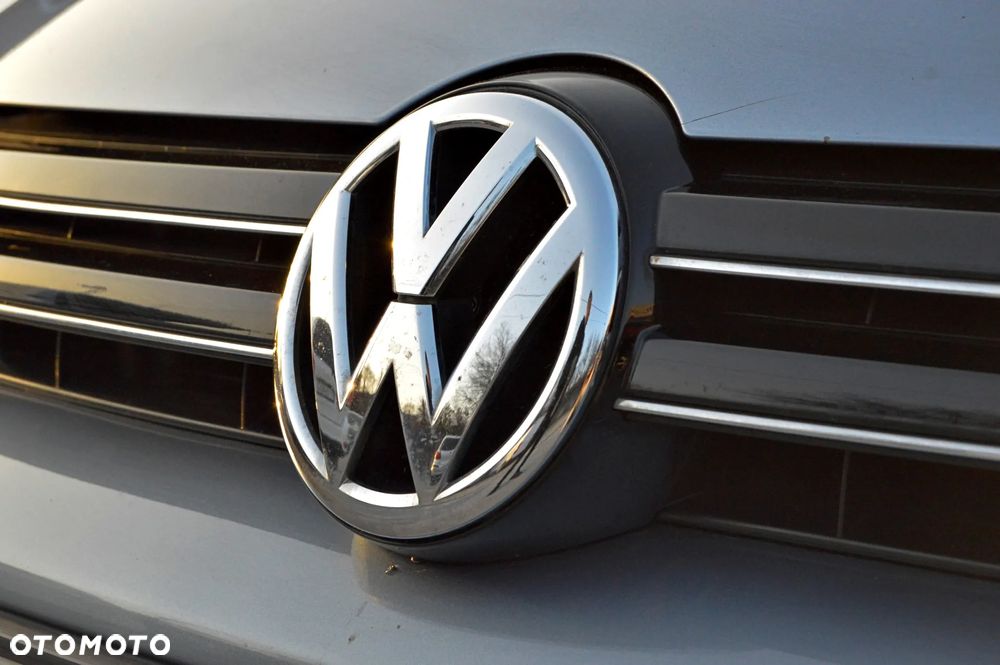 Volkswagen Golf 1.4 TSI Comfortline DSG - 24
