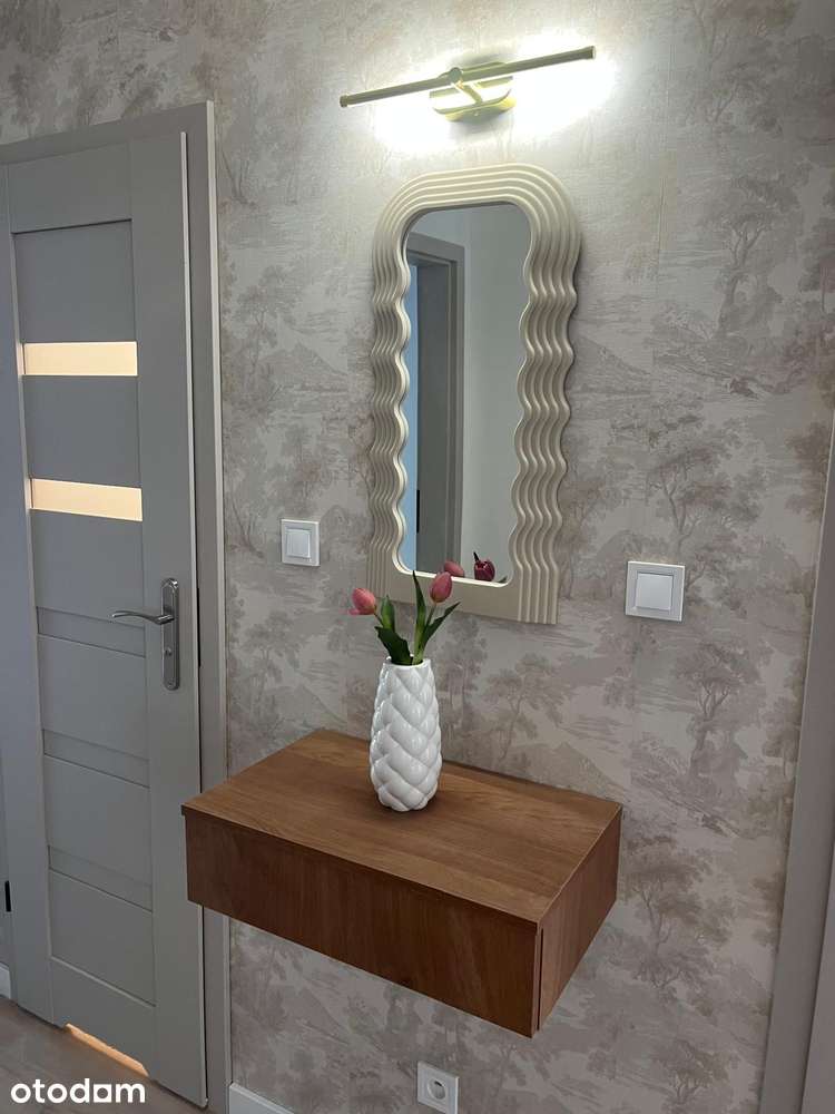4 pokoje | 64 m² | Po generalnym remoncie | Balkon | Wysoki parter