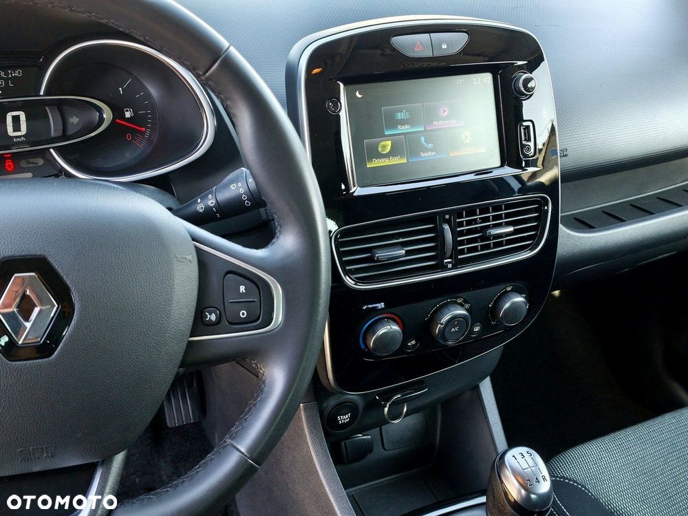 Renault Clio - 15