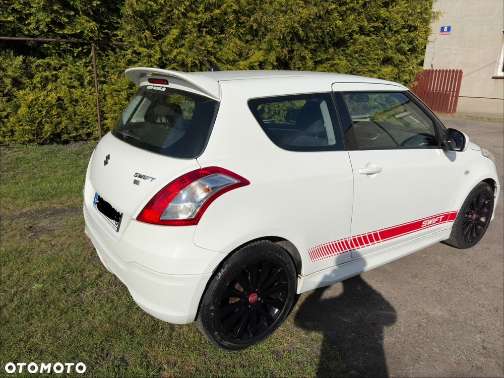 Suzuki Swift 1.2 Premium - 3