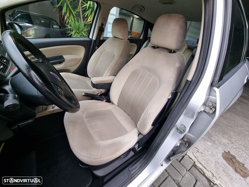Fiat Linea 1.3 M-Jet Emotion Dualogic - 3