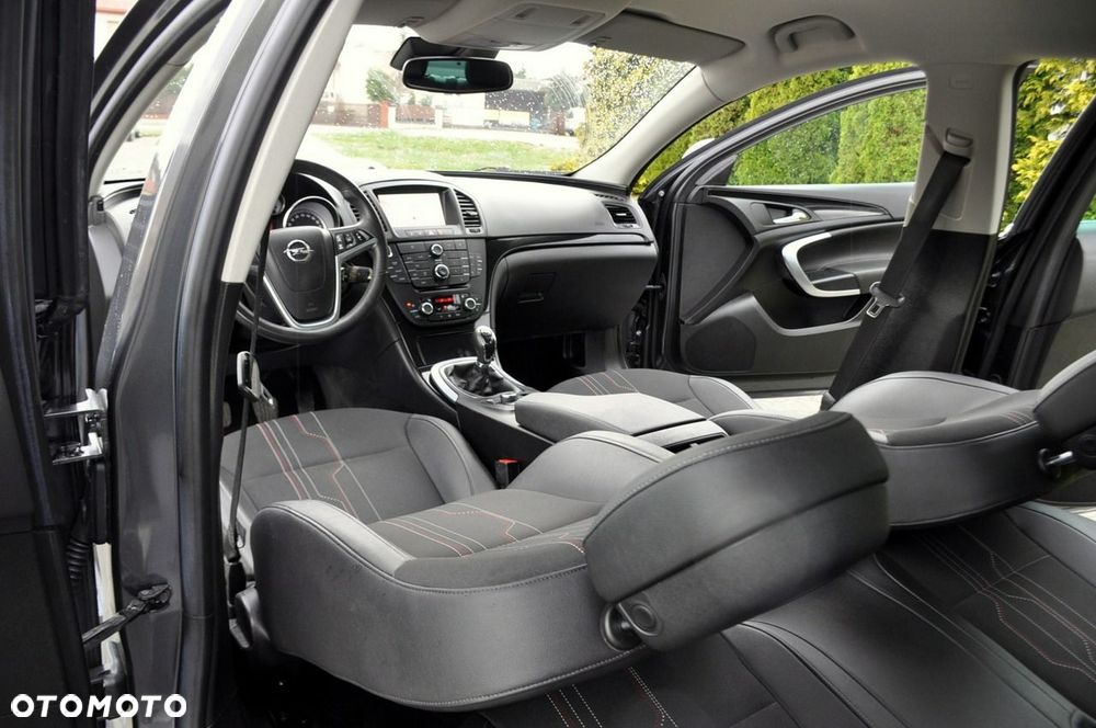 Opel Insignia - 27