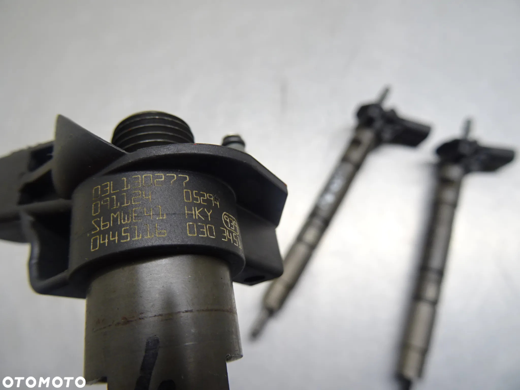 AUDI VW 2.0TDI WTRYSK WTRYSKI 0445116030 / 03L130277 - 5